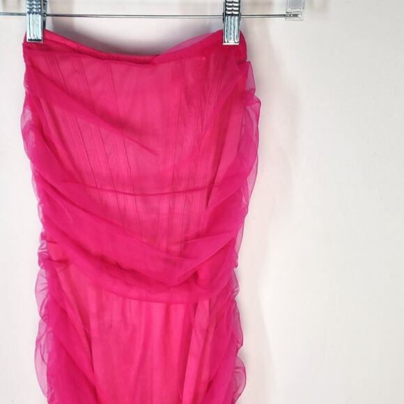 NWT Pretty Little Thing Bright Neon Pink Mini Dress Size 4 Boning Ruching Y2K - Picture 3 of 9